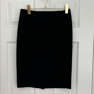 Ann Taylor ⭐️ Elegant Black Pencil Skirt Business Casual Size 0